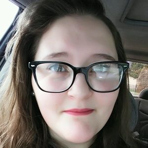 Meet your Posher, Natasha